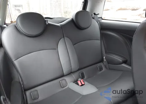 2010 Mini Cooper S z USA, uszkodzony, nr VIN WMWMF7C57ATZ69310